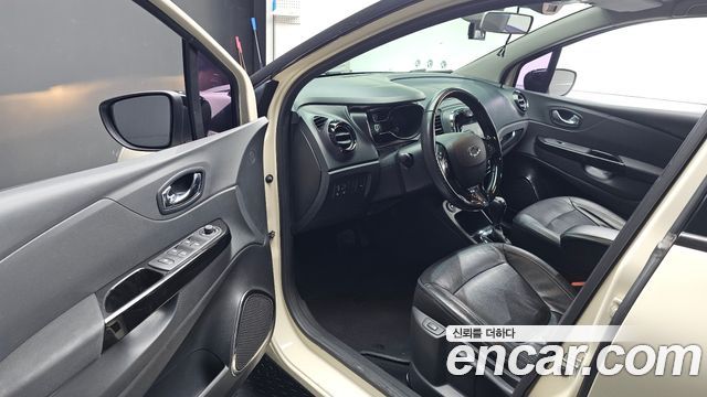 Renault Korea QM3 2015 — photo 13