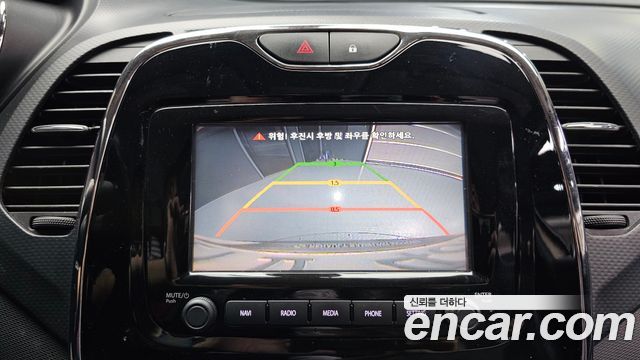 Renault Korea QM3 2015 — photo 20