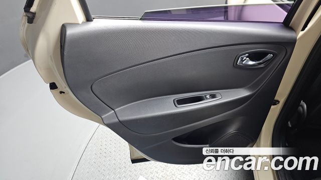 Renault Korea QM3 2015 — photo 15