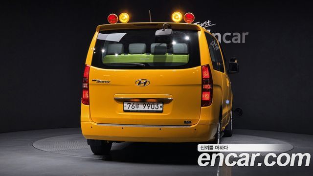 Hyundai Starex 2019 — photo 4