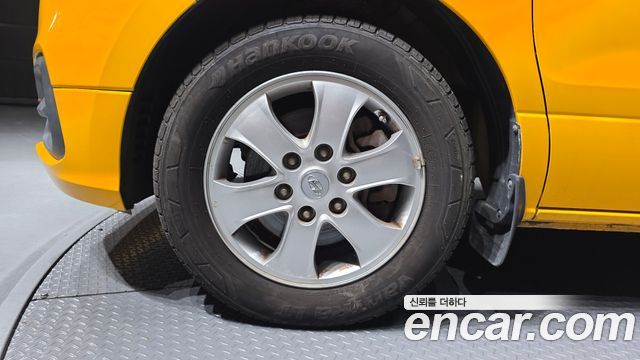 Hyundai Starex 2019 — photo 5