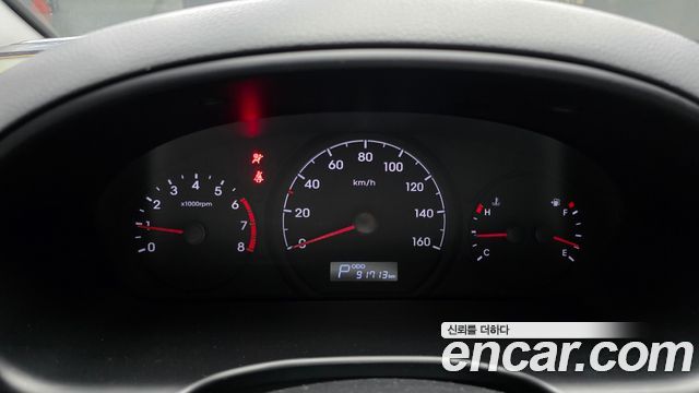 Hyundai Starex 2019 — photo 8