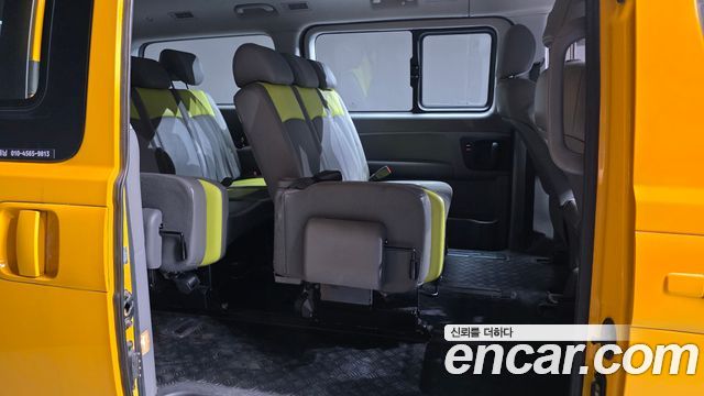 Hyundai Starex 2019 — photo 11