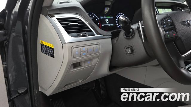 Genesis G80 2017 — photo 19