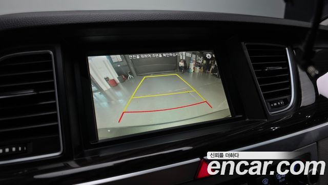 Genesis G80 2017 — photo 22