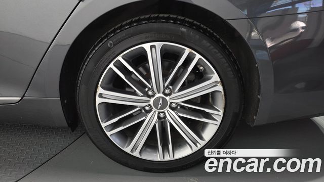 Genesis G80 2017 — photo 7