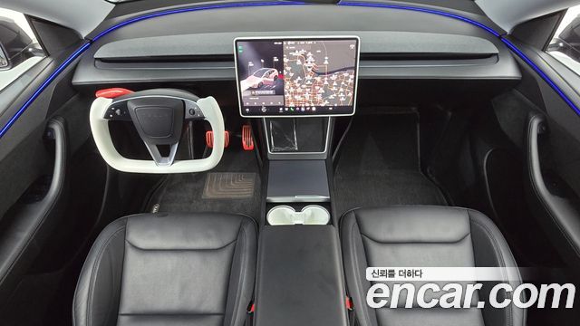 Tesla Model Y 2025 — photo 10