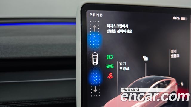 Tesla Model Y 2025 — photo 12