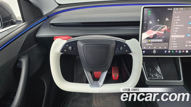 Tesla Model Y 2025 — photo 19
