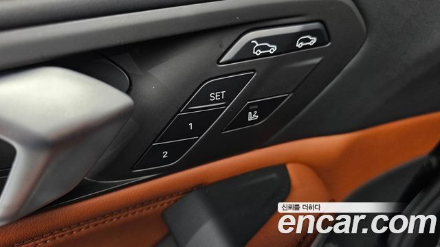 BMW X6 2021 — photo 23