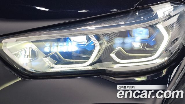 BMW X6 2021 — photo 8