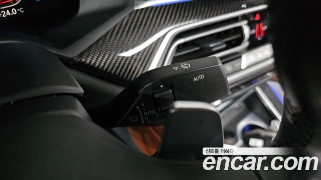 BMW X6 2021 — photo 29