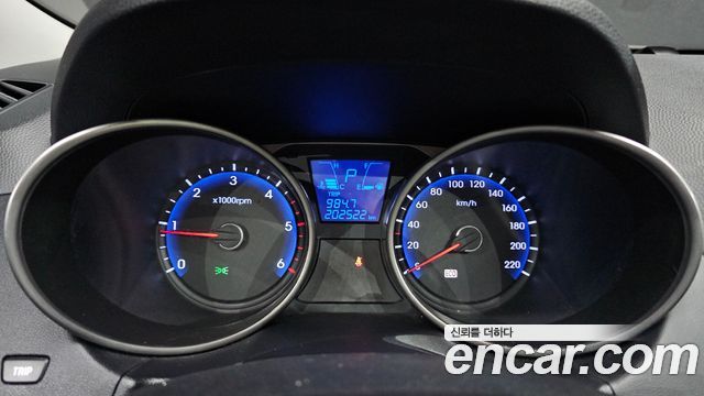 Hyundai Tucson 2010 — photo 8