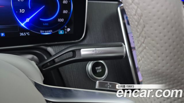 Mercedes-Benz EQS 2022 — photo 12