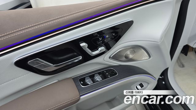 Mercedes-Benz EQS 2022 — photo 24