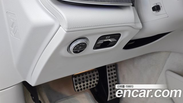 Mercedes-Benz EQS 2022 — photo 26