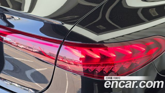 Mercedes-Benz EQS 2022 — photo 9
