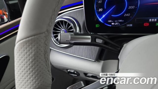 Mercedes-Benz EQS 2022 — photo 27