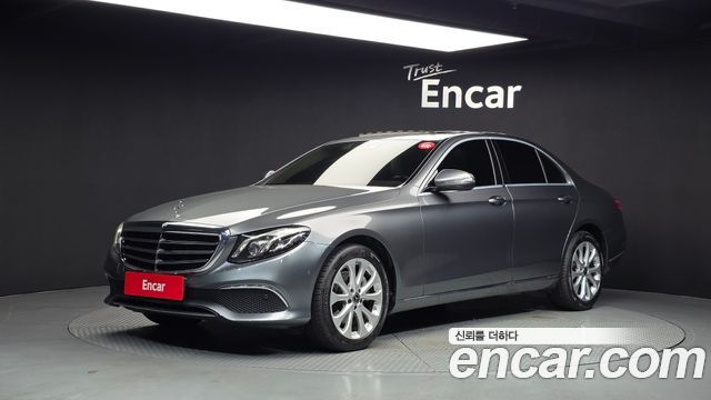 Mercedes-Benz E-Class 2018 — photo 1