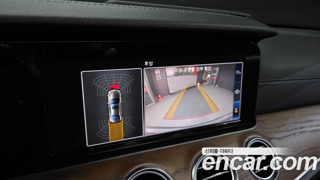 Mercedes-Benz E-Class 2018 — photo 21