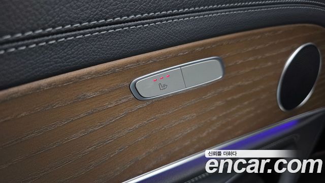 Mercedes-Benz E-Class 2018 — photo 25
