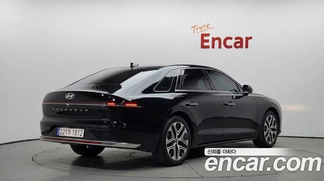 Hyundai Grandeur 2023 — photo 2