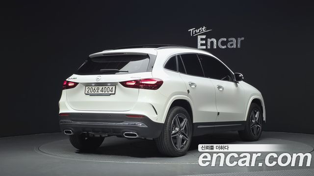 Mercedes-Benz GLA-Class 2025 — photo 2