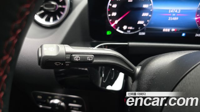 Mercedes-Benz GLA-Class 2025 — photo 27