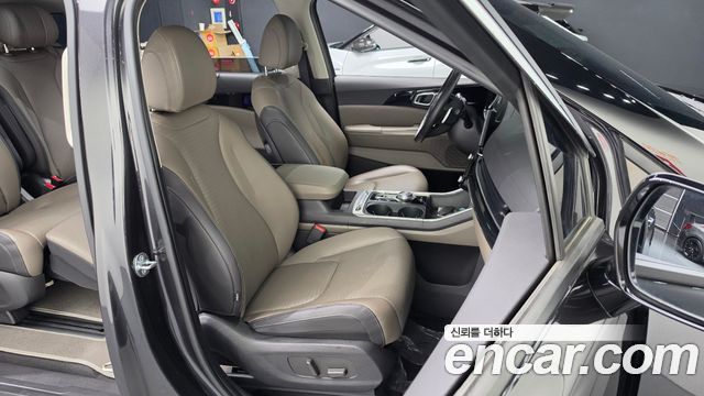 Kia Canival 2025 — photo 13