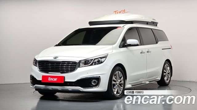 Kia Canival 2016 — photo 1
