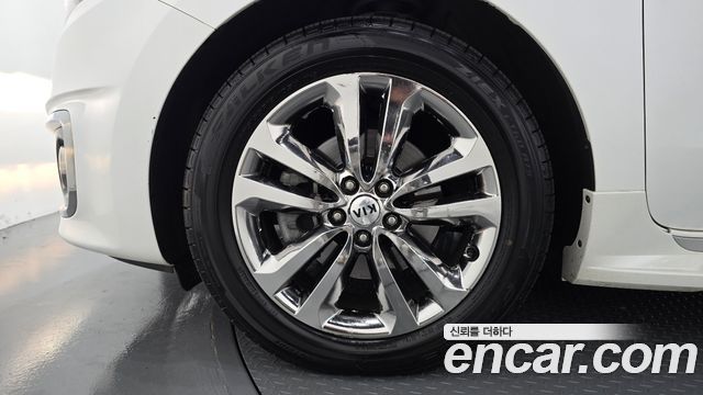 Kia Canival 2016 — photo 5