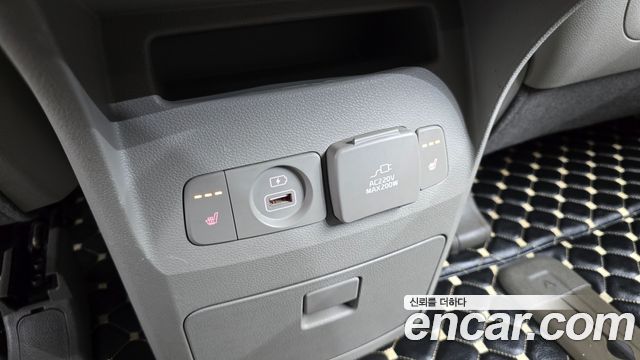 Kia Canival 2016 — photo 16