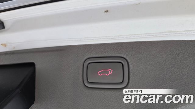Kia Canival 2016 — photo 18