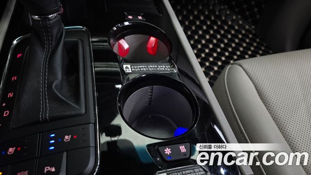 Kia Canival 2016 — photo 19