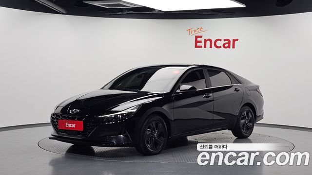 Hyundai AVANTE 2023 — photo 1