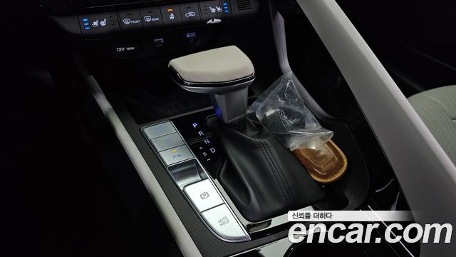 Hyundai AVANTE 2023 — photo 12