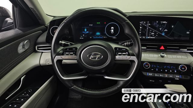 Hyundai AVANTE 2023 — photo 19