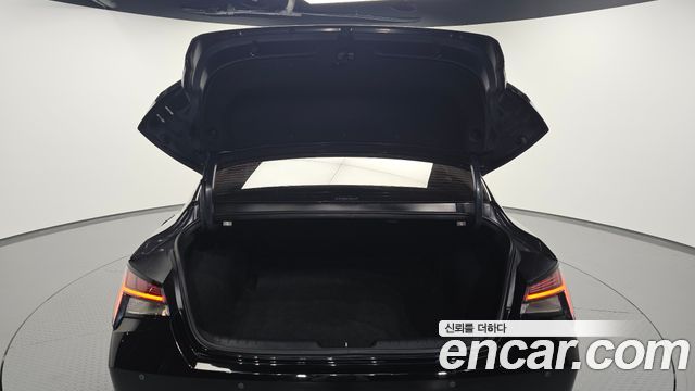 Hyundai AVANTE 2023 — photo 26