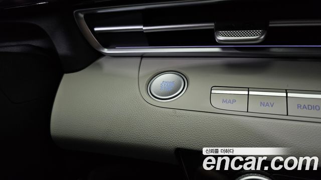 Hyundai AVANTE 2023 — photo 27