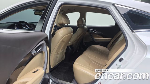 Hyundai Grandeur 2015 — photo 16
