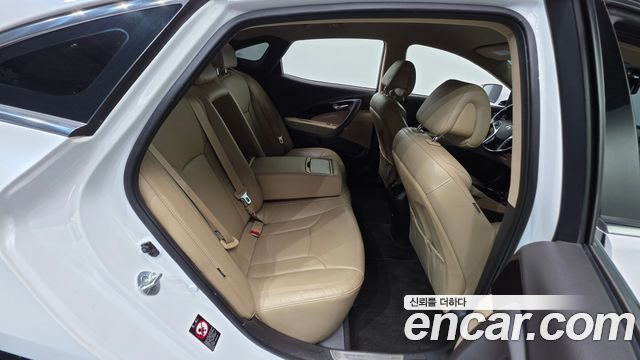 Hyundai Grandeur 2015 — photo 18
