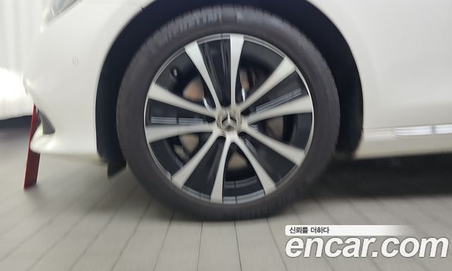 Mercedes-Benz E-Class 2020 — photo 5