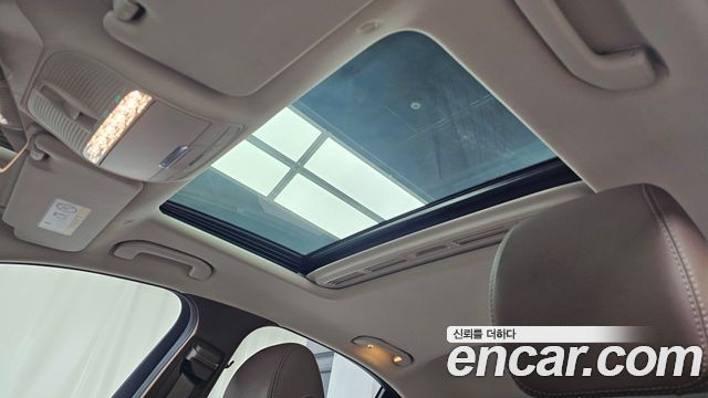 Mercedes-Benz E-Class 2020 — photo 22