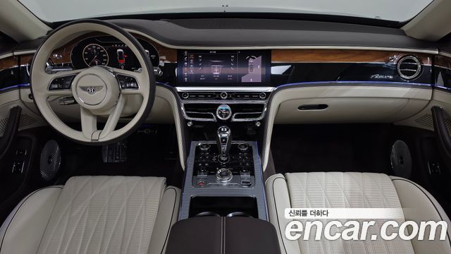 Bentley Flying Spur 2023 — photo 10