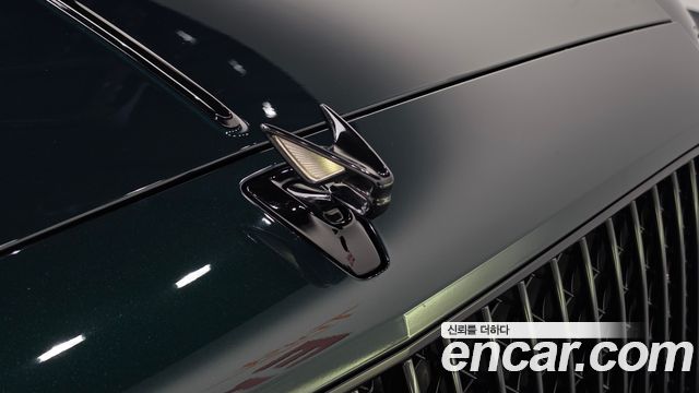 Bentley Flying Spur 2023 — photo 39