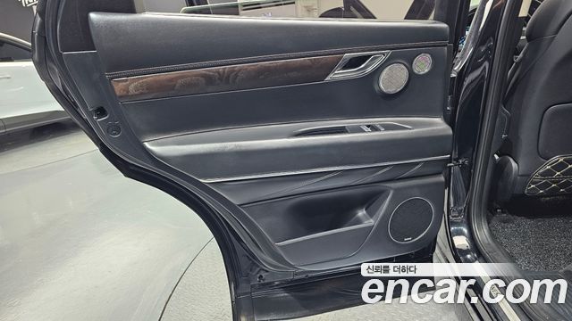 Genesis GV80 2020 — photo 15
