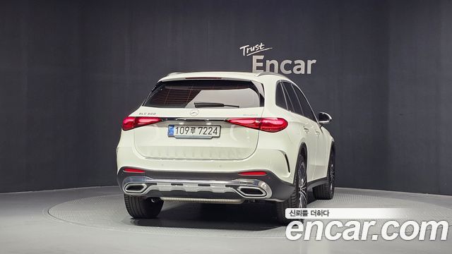 Mercedes-Benz GLC-Class 2026 — photo 4