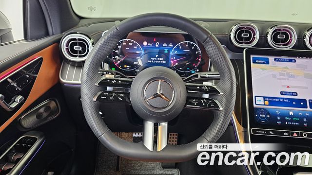 Mercedes-Benz GLC-Class 2026 — photo 19