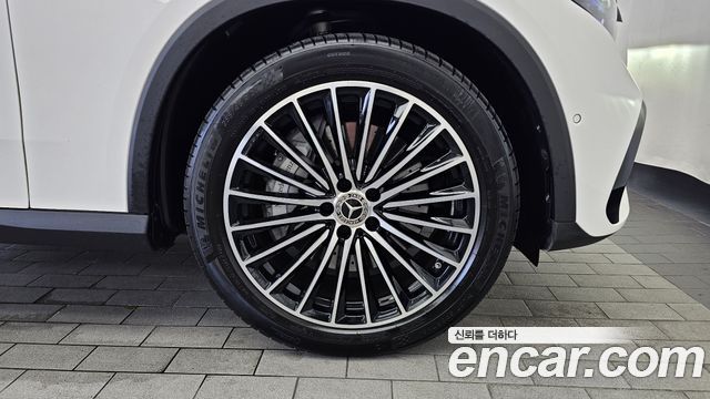 Mercedes-Benz GLC-Class 2026 — photo 7