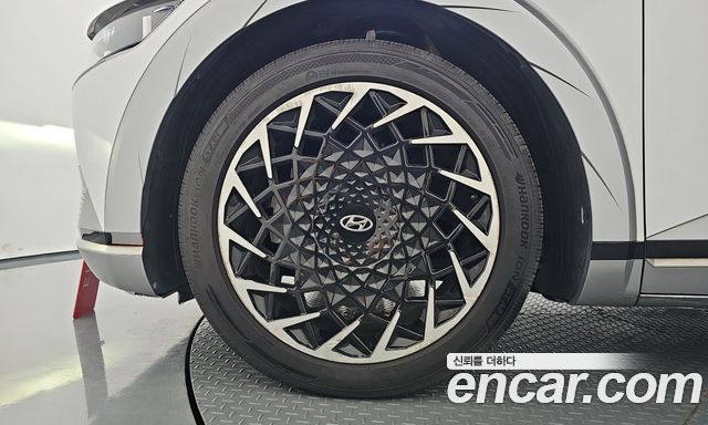 Hyundai Ioniq5 2023 — photo 5